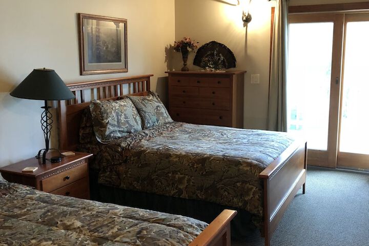 Room 33 of 45