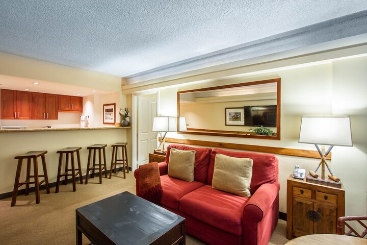 Room 34 of 49