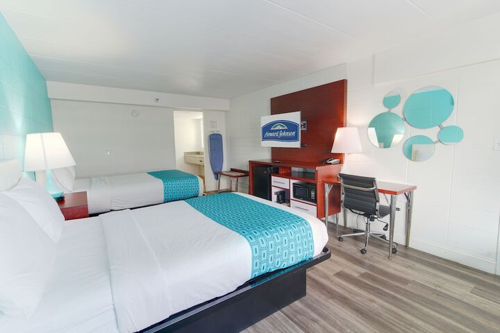 Howard Johnson by Wyndham Virginia Beach at the Beach