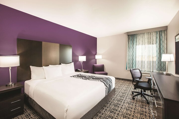 Room 47 of 60
