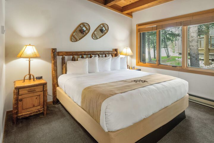 Evergreen Condominiums by Vail Resorts