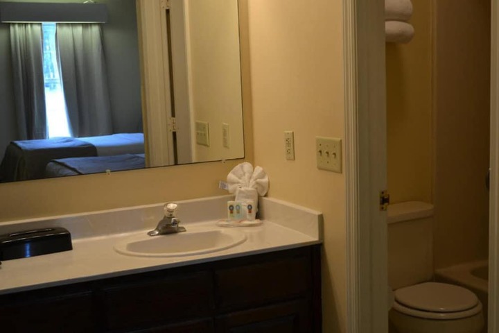 Room 14 of 28