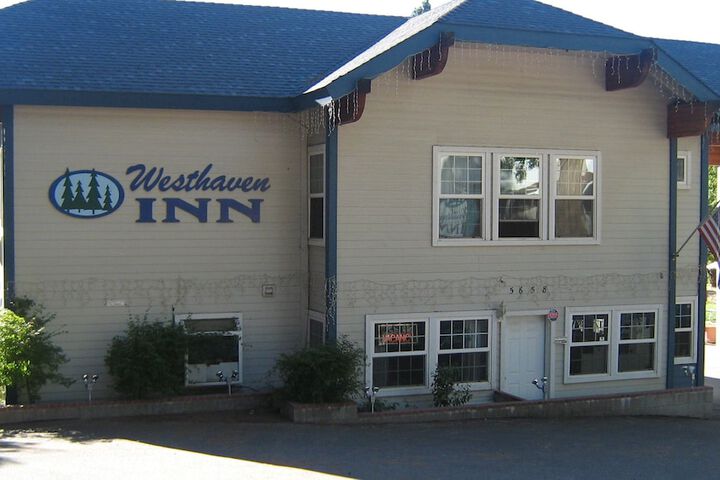 Hotel 6 of 44