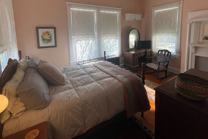 Room 8 of 43