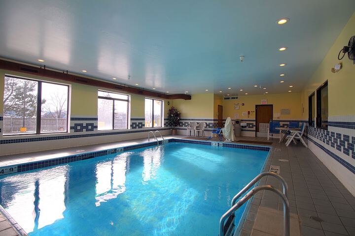 Pool 4 of 40