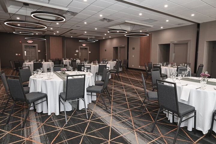 Holiday Inn Cleveland-Mayfield by IHG