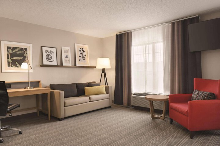 Country Inn & Suites by Radisson Raleigh-Durham Airport, NC