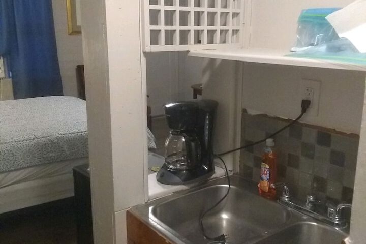 Room 7 of 14