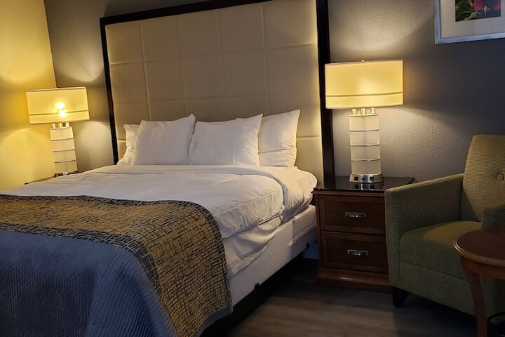 Regency Inn