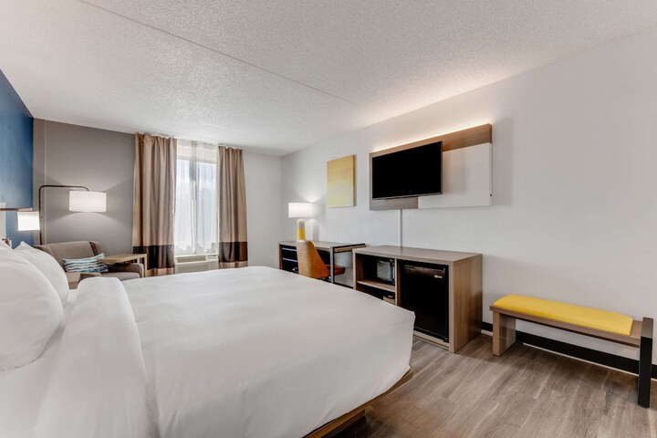 Room 20 of 37