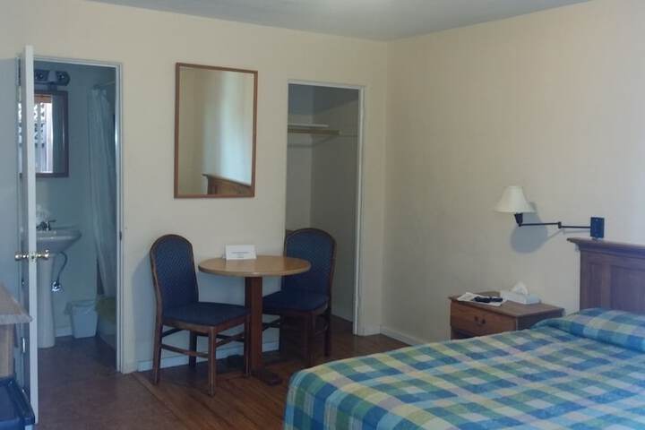 The New Terrace Hotel