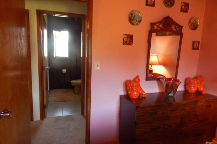 Room 26 of 49