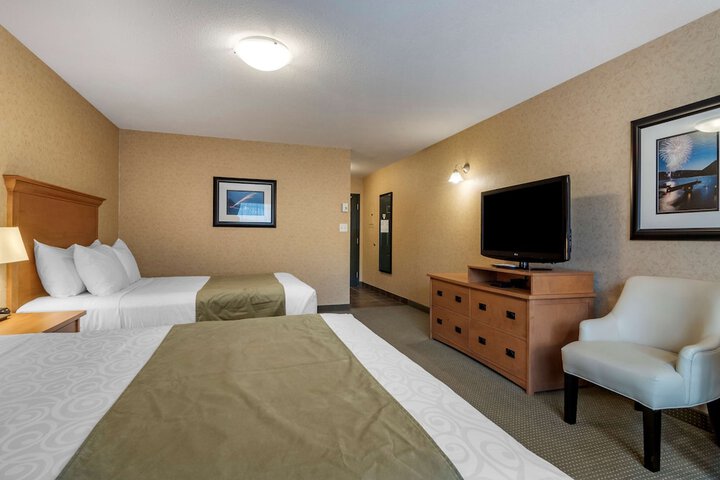Room 43 of 61