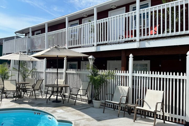 Pool 3 of 83