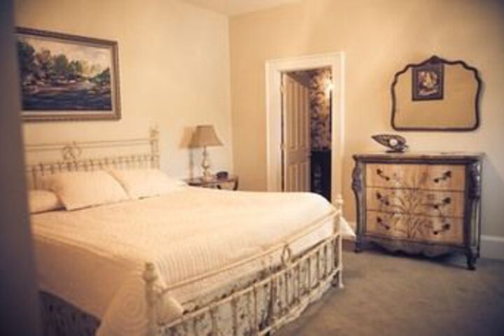 The Glendalia Boutique Hotel & Culinary Studio