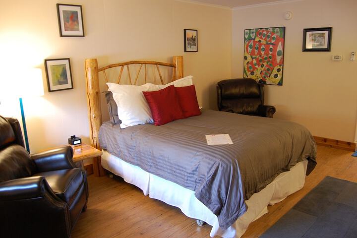 Room 35 of 54
