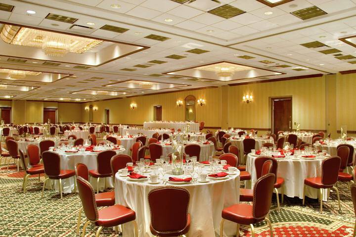 DoubleTree by Hilton Chicago - Alsip