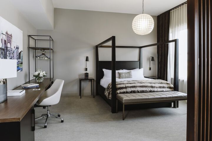 Hotel Covington Cincinnati Riverfront