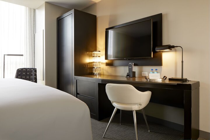 Room 21 of 52