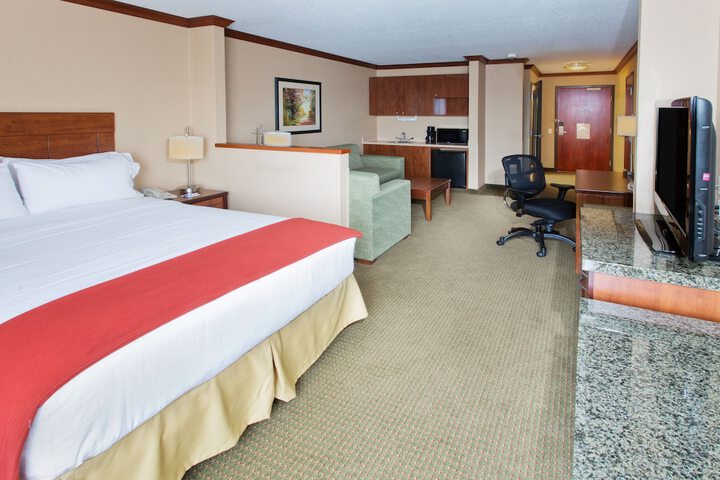 Room 44 of 64