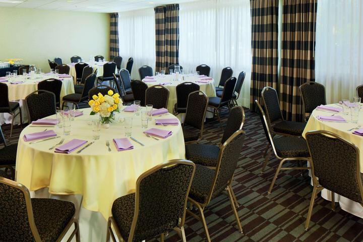 DOUBLETREE BY HILTON NORWALK