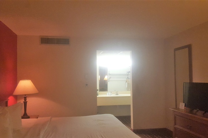 Salina Ambassador Hotel and Conference Center