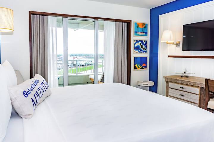 Margaritaville Resort Orlando with H2O Waterpark