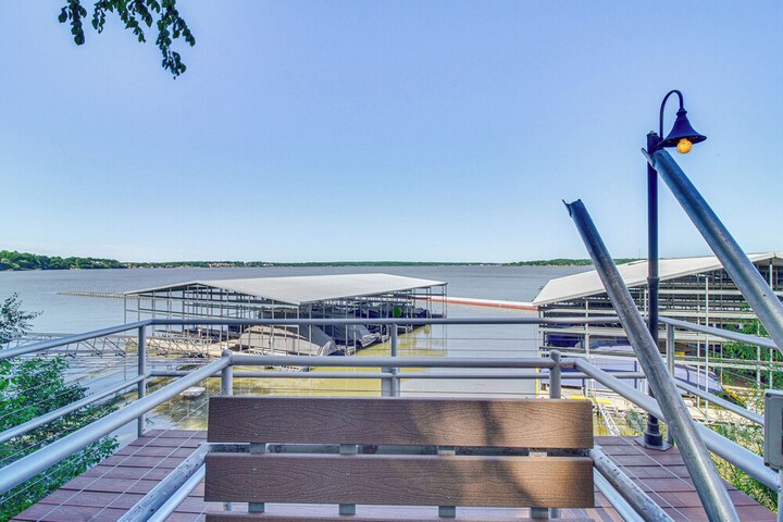 Grand Lake Home w / Community Pool Dock, & Fishing