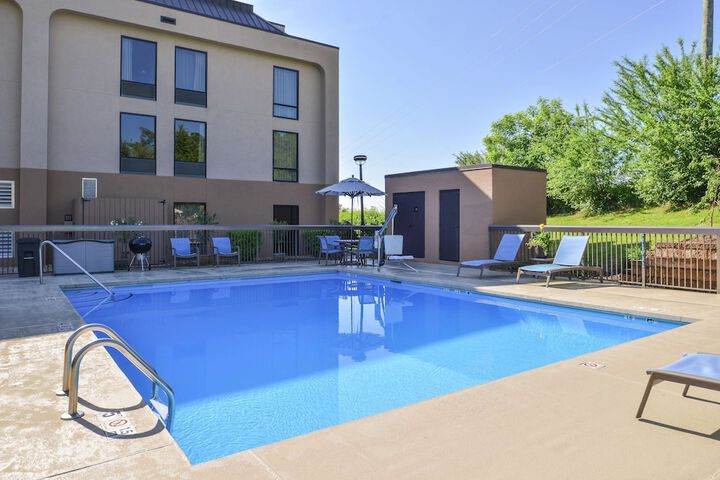 Hampton Inn Staunton