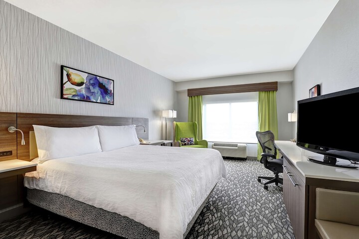 Room 21 of 48