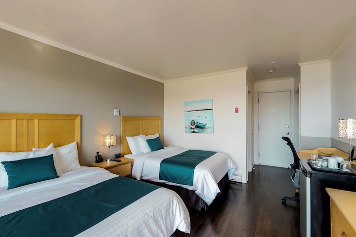 Room 90 of 120