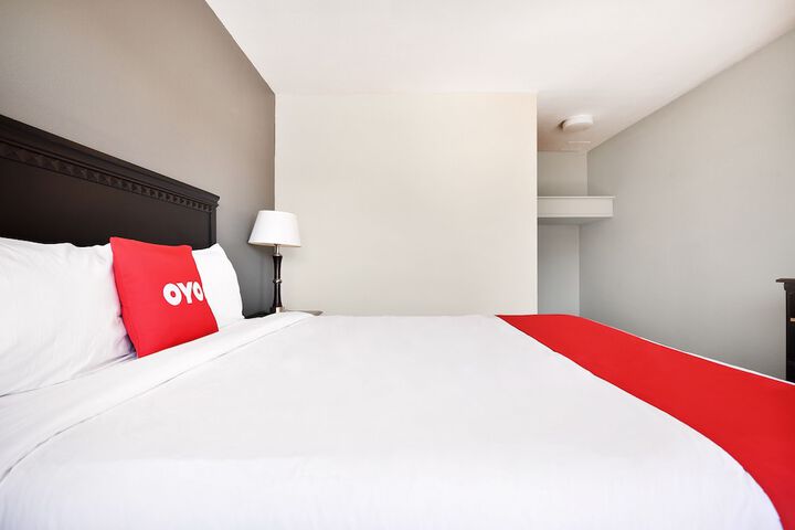 Room 12 of 50