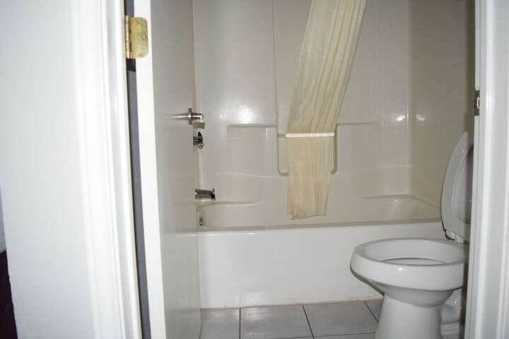 Room 35 of 53