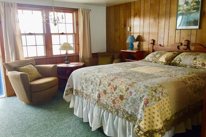 Room 46 of 62