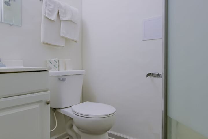 Hotel O Markham IL near Harvey / Tinley Park