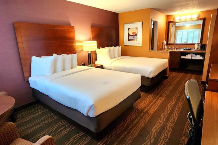 Room 43 of 54