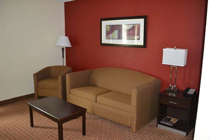 Room 10 of 29