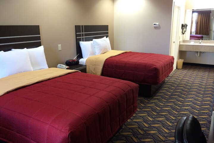 Room 16 of 24