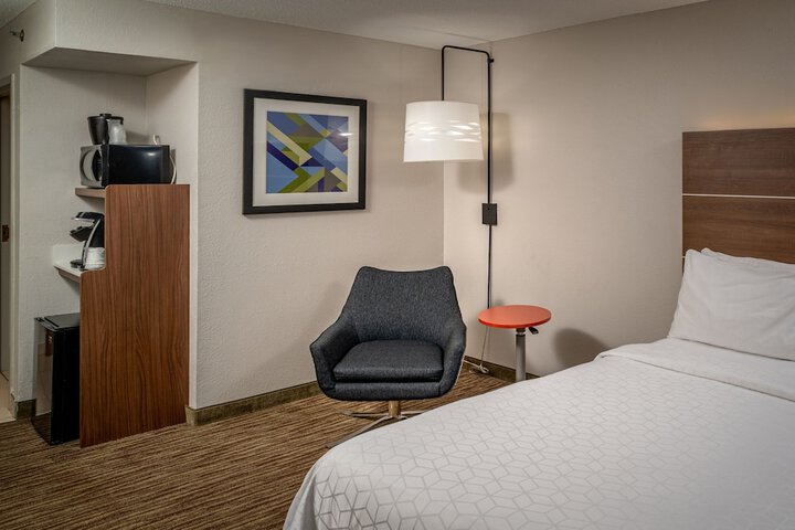 Holiday Inn Express Hotel & Suites Pikeville by IHG