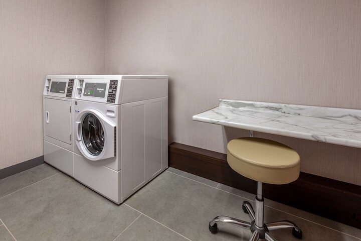 Hampton Inn & Suites Bloomfield Hills Detroit