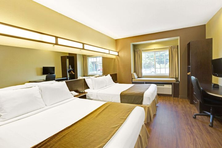 Microtel Inn & Suites by Wyndham Bryson City