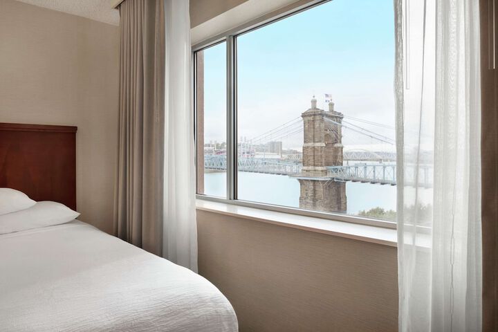 Embassy Suites by Hilton Cincinnati RiverCenter