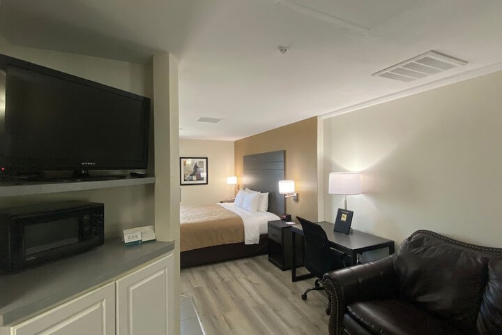 Quality Inn Branson - Hwy 76 Central
