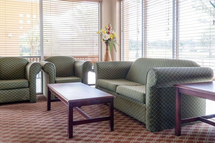 Hotel Interior 8 of 25