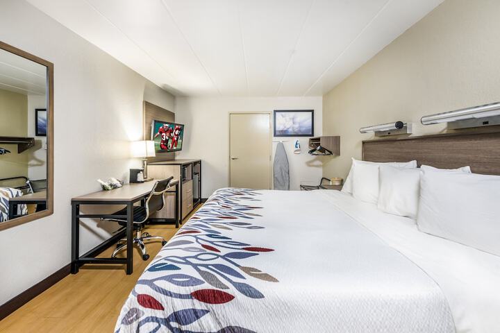Room 20 of 28