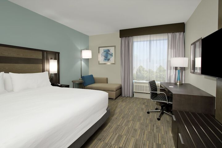 Room 43 of 115