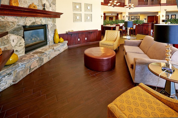 Hotel Interior 4 of 53