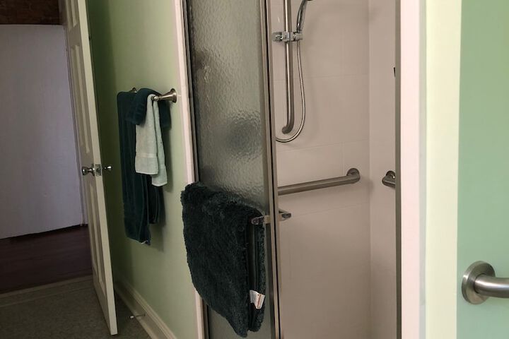 Room 43 of 66