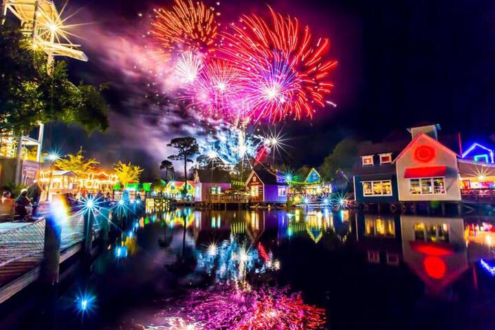 Sandestin Resort Luau by Tufan