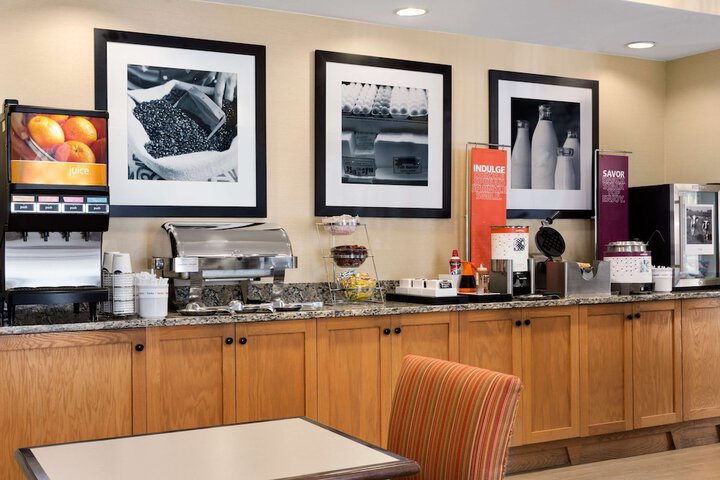 Breakfast/Coffee Service 20 of 24
